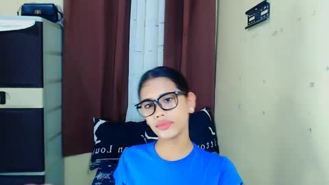 janice_143 online show from May 13, 2026, 1:41 pm