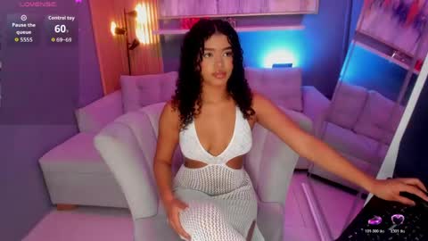 Snapshot of janinne_lu chatting on May 28, 2026, 11:29 am Janinne online show from May 28, 2026, 11:29 am