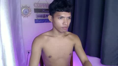 janlloyd04 online show from November 20, 2025, 10:15 am