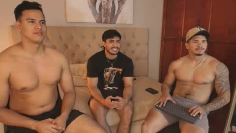 janomar01 online show from March 24, 2026, 6:46 pm