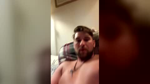 jared01010102 online show from December 14, 2025, 1:55 am