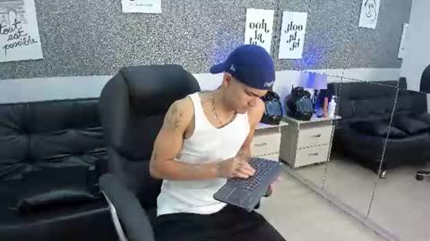 Snapshot of jared_cole chatting on June 23, 2026, 11:08 am Jared online show from June 23, 2026, 11:08 am