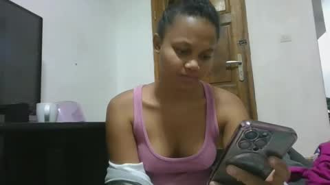 Snapshot of jarevava chatting on June 3, 2026, 6:46 pm Jarevava online show from June 3, 2026, 6:46 pm