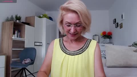 Jasmin room for people 40 online show from September 10, 2025, 1:11 pm