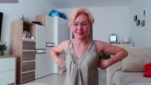 Jasmin room for people 40 online show from January 18, 2026, 12:09 pm