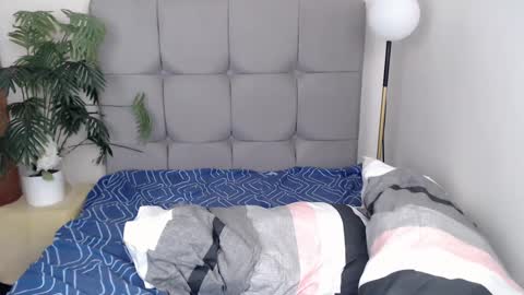 jasmin online show from February 5, 2025, 4:27 am