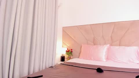 jasmin_melons online show from October 22, 2025, 4:24 am