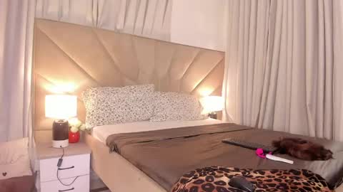Snapshot of jasmin_melons chatting on April 25, 2026, 3:42 am jasmin_melons online show from April 25, 2026, 3:42 am