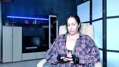 Snapshot of jasmin_milf chatting on June 25, 2026, 6:56 pm jasmin_milf online show from June 25, 2026, 6:56 pm