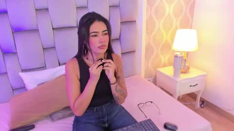 Jasmine online show from September 16, 2025, 7:48 pm