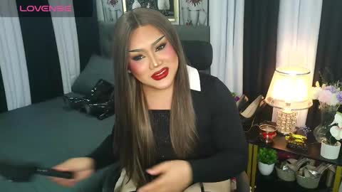 Jasmine Brandy online show from November 12, 2025, 9:47 pm