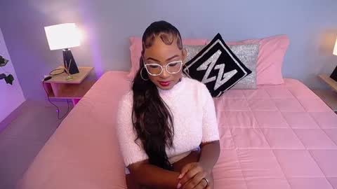 Instagram jasminecampbell1  online show from February 15, 2025, 2:00 pm