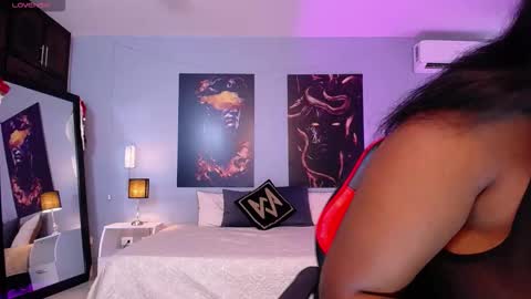 Instagram jasminecampbell1  online show from January 13, 2026, 8:47 pm