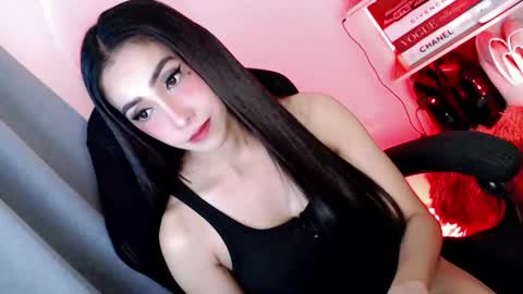 lavander  not for free show  online show from December 13, 2025, 9:09 pm