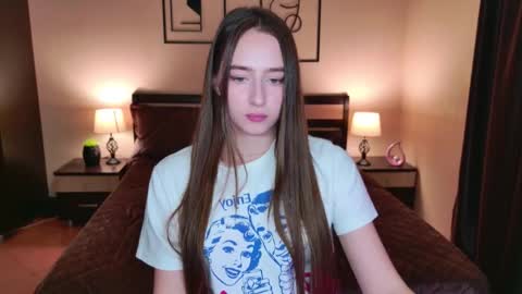 Snapshot of jasminelorens chatting on November 6, 2025, 9:54 am Jasmine online show from November 6, 2025, 9:54 am