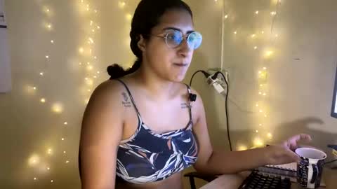 Jasmine online show from April 9, 2026, 12:21 pm