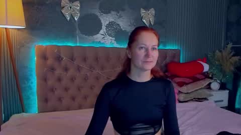 Jasmine online show from December 15, 2025, 1:59 pm