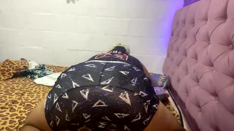 jason_boy_ online show from December 15, 2024, 7:46 am