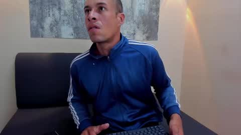 Snapshot of jason_tomas chatting on February 9, 2026, 8:02 pm Jason online show from February 9, 2026, 8:02 pm