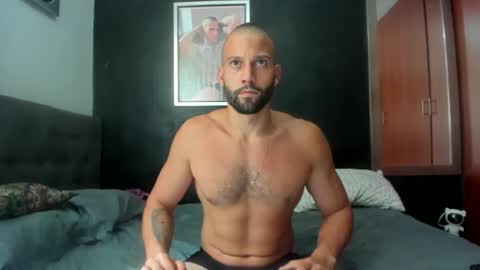    online show from November 8, 2025, 4:51 pm