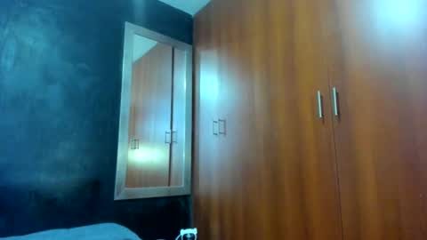    online show from November 26, 2025, 4:30 pm