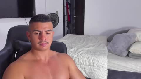 JBrooksXx online show from January 26, 2025, 3:48 am