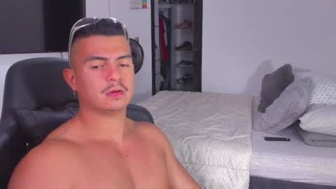 JBrooksXx online show from January 26, 2025, 8:45 pm