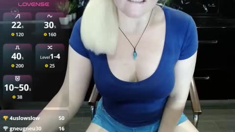 jassicaonline online show from October 8, 2025, 11:02 pm