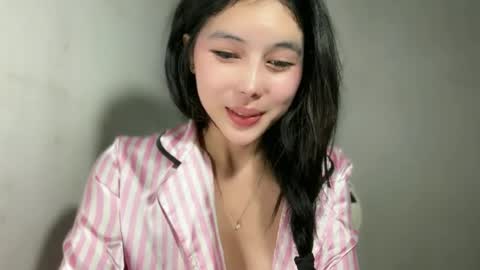jassie_baee online show from July 20, 2026, 6:32 pm