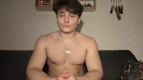 Snapshot of jastinpet chatting on September 14, 2025, 7:24 pm jastinpet online show from September 14, 2025, 7:24 pm