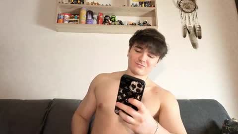 Snapshot of jastinpet chatting on October 1, 2025, 9:32 pm jastinpet online show from October 1, 2025, 9:32 pm