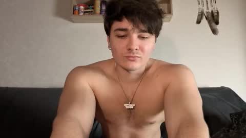 Snapshot of jastinpet chatting on October 2, 2025, 12:23 pm jastinpet online show from October 2, 2025, 12:23 pm