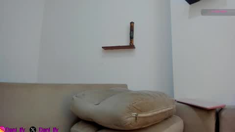 dani and javi online show from March 18, 2026, 1:09 am