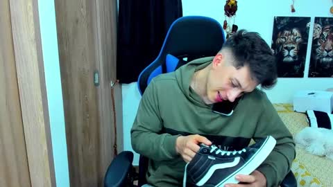 Javier online show from January 20, 2025, 11:54 pm