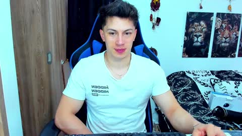 Javier online show from January 22, 2025, 4:55 pm