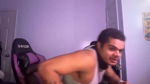 Snapshot of javiricorich chatting on October 19, 2025, 4:51 pm javiSdick online show from October 19, 2025, 4:51 pm
