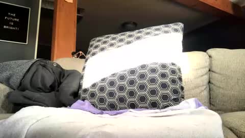 Jaws  online show from January 14, 2026, 8:36 pm