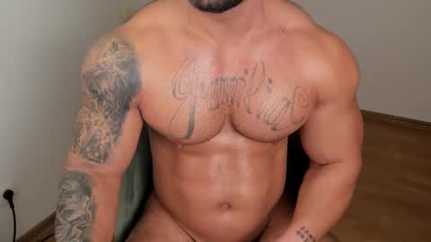 JaxonHunk online show from February 4, 2025, 6:36 am