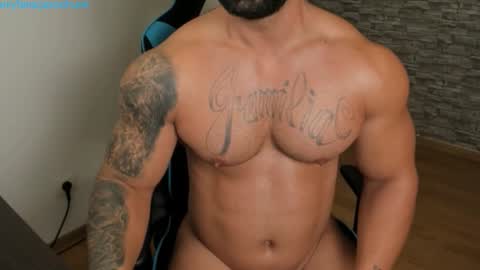 JaxonHunk online show from November 17, 2025, 2:17 am