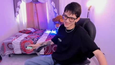 Jaxvance online show from May 30, 2026, 2:47 pm