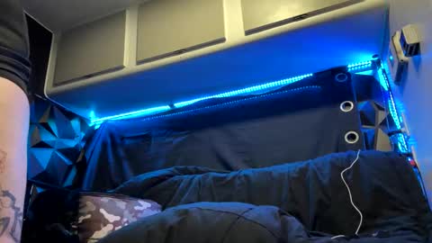 jax online show from November 5, 2025, 12:05 pm