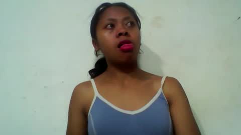 jayalydiah online show from November 9, 2025, 3:43 pm