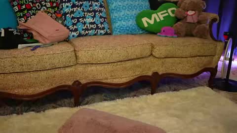 JennyBlighe online show from June 7, 2026, 4:27 am