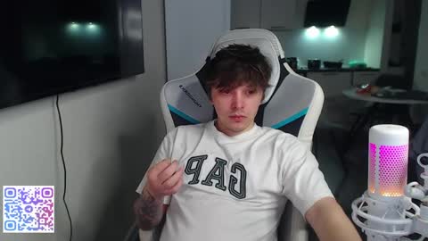 Jayce online show from May 19, 2026, 3:07 pm