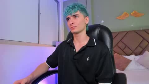 jaydenvillalobos online show from September 29, 2025, 1:38 pm