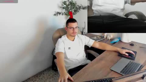 Snapshot of jaygrip chatting on February 17, 2026, 7:31 pm Jay online show from February 17, 2026, 7:31 pm