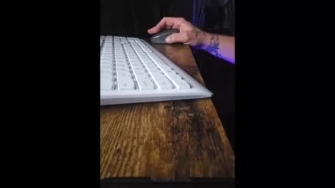 Snapshot of jayholew chatting on April 5, 2026, 8:55 am jayholew online show from April 5, 2026, 8:55 am