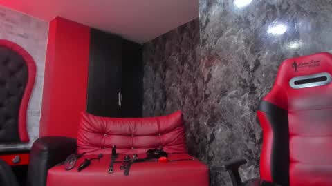 jaylen_bdsm online show from February 17, 2025, 3:31 pm