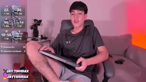 jaythomax online show from February 9, 2025, 6:26 pm