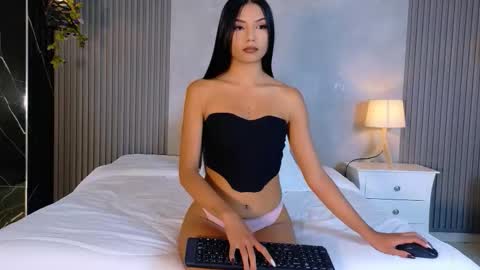 jazmiin_evans online show from March 20, 2026, 8:25 pm